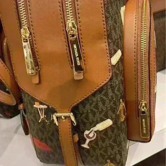 MICHAEL KORS BACKPACK JAYCEE LARGE ZIP JET SET GIRLS PRINT BROWN MULTI - Picture 7 of 11